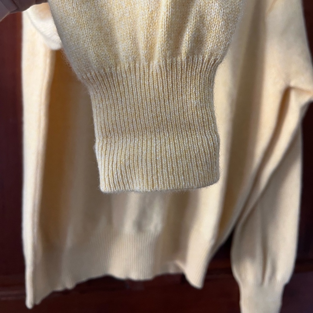 100% Cashmere Sweater Cream Yellow | Two-Ply Cashmere Knit | LoftFashions | L - Picture 2 of 7